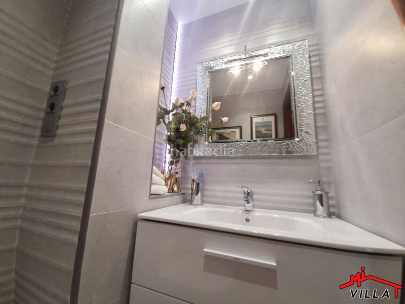 Foto abbb5d62-41f0-4e41-a7e0-5f0e6dc38445. Casa adosada adosado en venta , 5 dormitorios. en Santoña