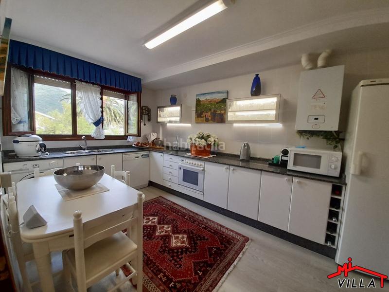 Foto b01dcd09-32b3-4dc7-a6bf-25f075fe5cf0. Casa adosada adosado en venta , 5 dormitorios. en Santoña