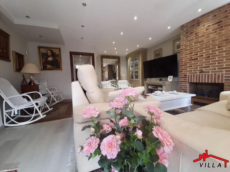 Foto cef9d176-cd70-4e8a-aa07-b6cdb54a0ca2. Casa adosada adosado en venta , 5 dormitorios. en Santoña