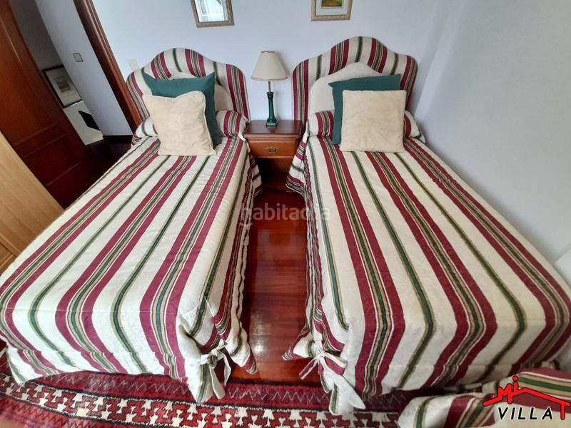 Foto ef7716af-3a9a-4ae8-96bc-2ee2f97a7d16. Casa adosada adosado en venta , 5 dormitorios. en Santoña