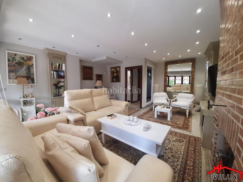 Foto f130eb97-5db0-49ab-80ee-a8e50b1b82f5. Casa adosada adosado en venta , 5 dormitorios. en Santoña