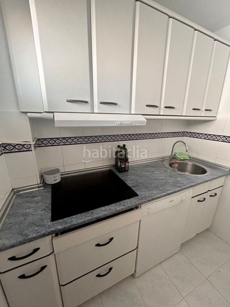 Foto c5ae0cb1-4450-413a-bfee-f2f998a86a72. Alquiler piso  en alquiler en playa, 2 dormitorios. en Laredo