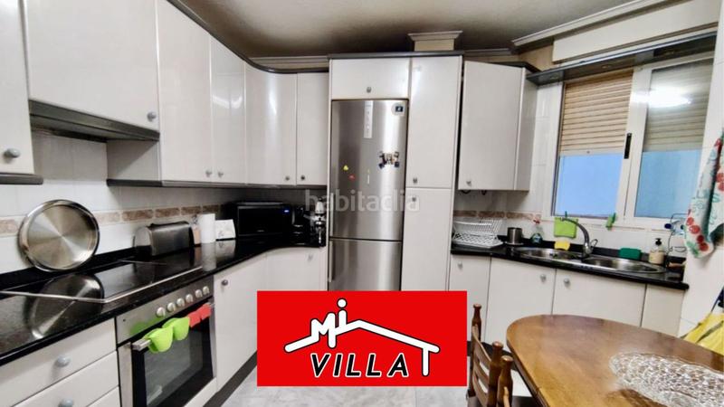 Foto 3dbb3676-950b-4062-8b00-381481f7eb2b. Piso  en venta en Centro, 3 dormitorios. en Centro Laredo