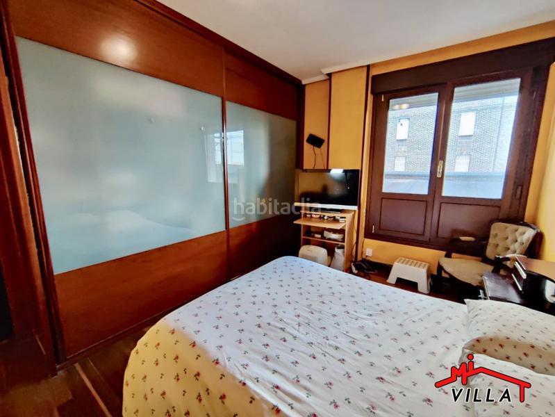 Foto 49e92f88-a589-47ea-949d-e140e23e211d. Piso  en venta en Centro, 3 dormitorios. en Centro Laredo
