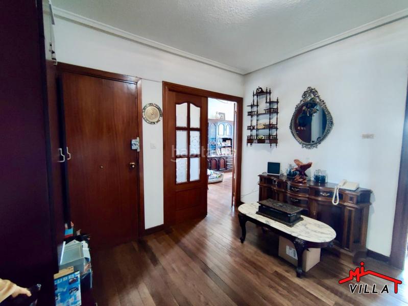 Foto 552a4744-ac4f-4ef0-9d4a-28f89e771fca. Piso  en venta en Centro, 3 dormitorios. en Centro Laredo