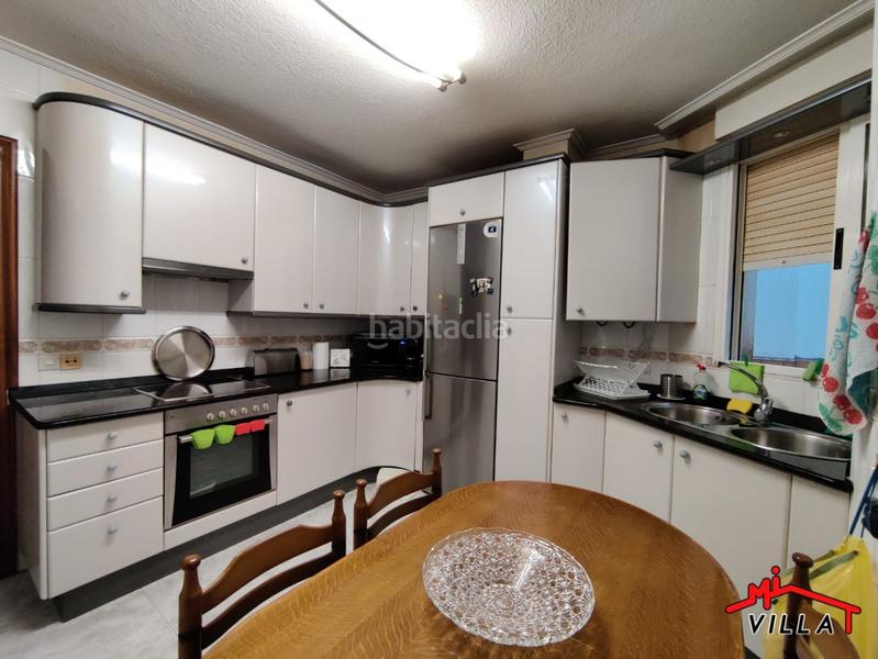 Foto 837c7618-1007-4a89-8698-81864c785b91. Piso  en venta en Centro, 3 dormitorios. en Centro Laredo