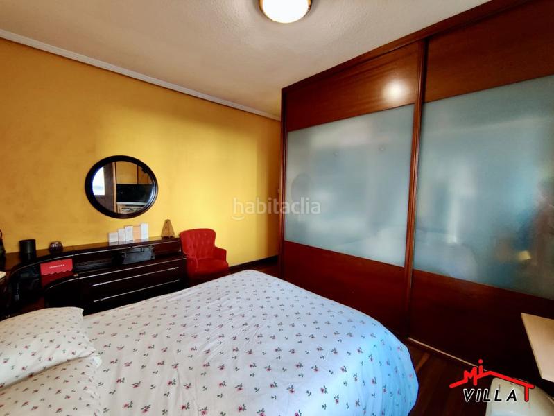 Foto e7f8322e-9c57-4964-98a4-c91ee1afcf30. Piso  en venta en Centro, 3 dormitorios. en Centro Laredo