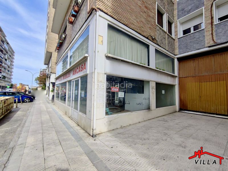 Foto 04d23634-5b04-46d1-9941-10827d57604a. Local comercial a Centro Laredo