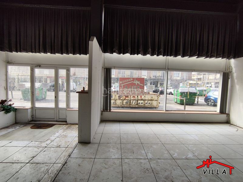 Foto f96ade89-d858-45a9-9b89-2b4f08d4ad8d. Local comercial a Centro Laredo