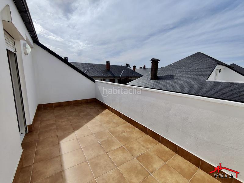 Foto 44b089b5-5d5a-4b7d-ac0a-94247826a945. Chalet con parcheggio piscina in El Puntal Laredo
