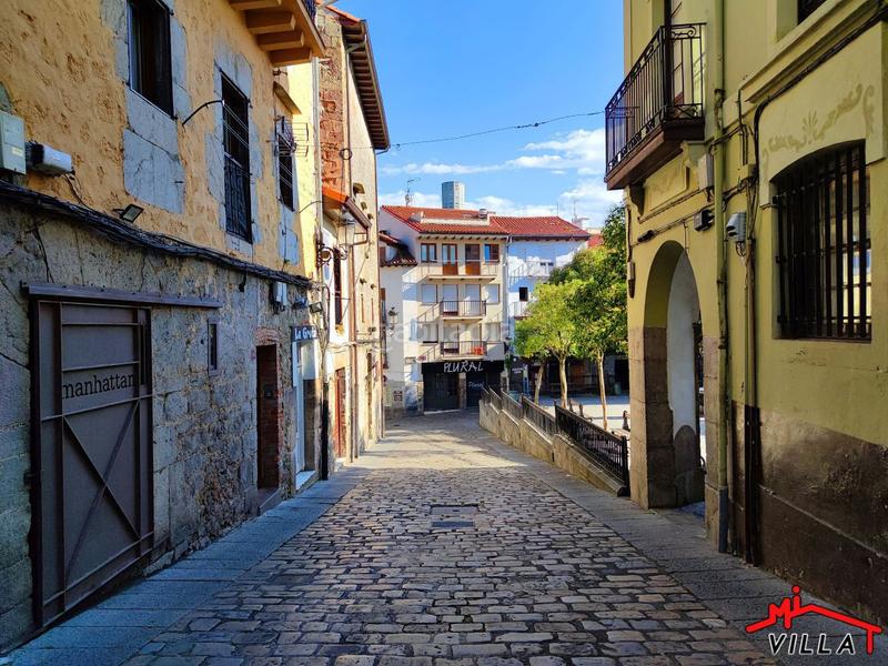 Foto 05d6805b-af07-420d-a2a8-de6cebea9997. Piso  en venta en Centro, 3 dormitorios. en Centro Laredo