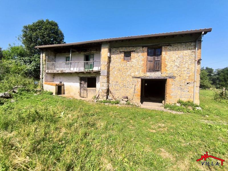 Foto 0a2f5814-8942-4b88-b83b-f51edadd9d0d. Casa  en venta . en Hazas de Cesto