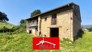 Casa a Hazas de Cesto. Casa en venta en hazas de cesto.