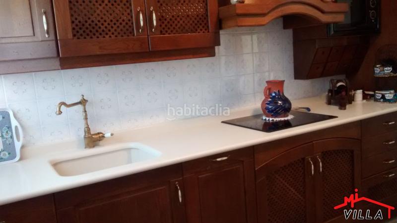 Foto a7993967-7ac3-4fb3-8225-86a76a9b48da. Chalet  en venta en playa, 7 dormitorios. en Laredo