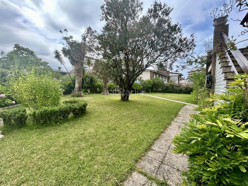 Foto e75dff00-cd4e-4929-9d38-75be44c75da8. Chalet  en venta en playa, 7 dormitorios. en Laredo