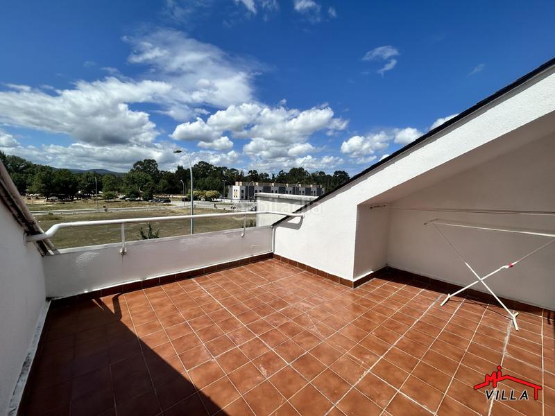 Foto bb47a5ab-ea62-493e-b08c-e1afc6e36dc4. Casa adossada amb calefacció aparcament a Zona Playa Laredo