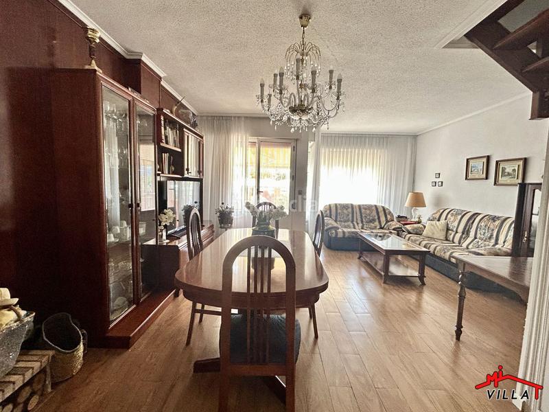 Foto fb347c84-9c68-43cc-abe4-8c05dfbe38ca. Casa adossada amb calefacció aparcament a Zona Playa Laredo