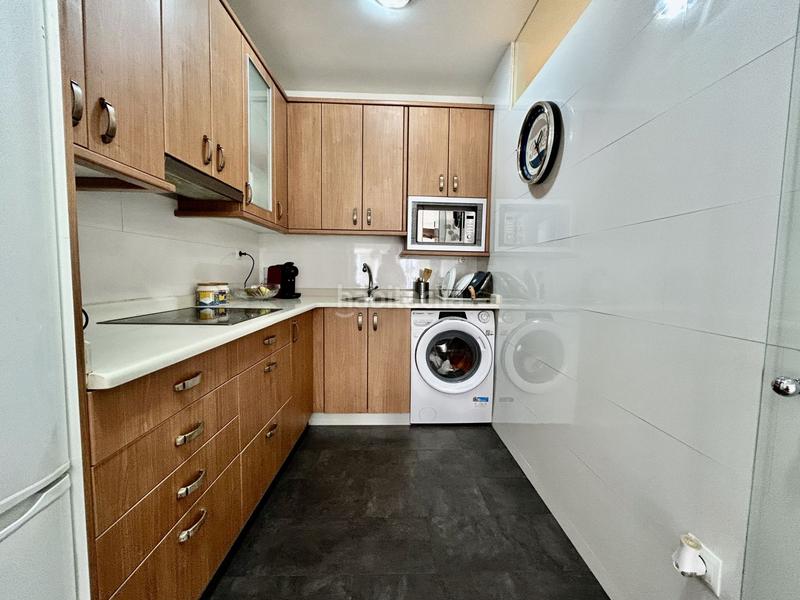 Foto 63b97da7-80bc-41be-b30c-4228ec707df4. Piso  en venta en Centro, 2 dormitorios. en Centro Laredo