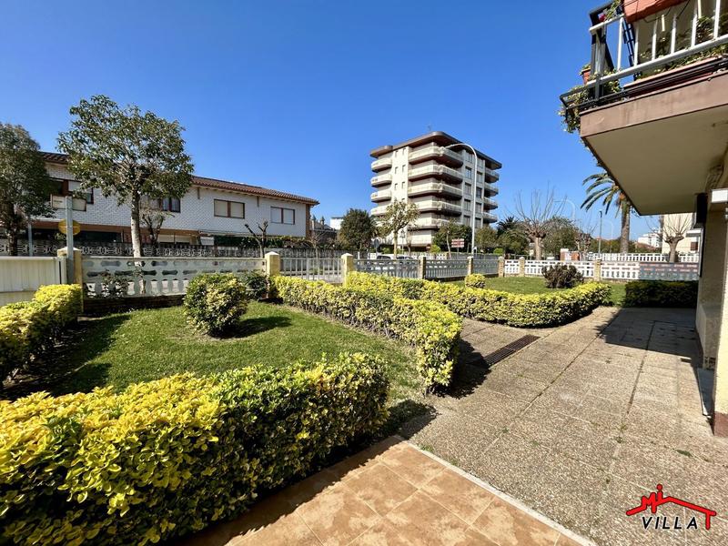 Foto 204dc6c7-b5c0-4f2c-a7ab-2416625275af. Piso  en venta en centro, 2 dormitorios. en Zona Playa Laredo