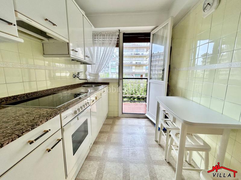 Foto 2eb99d3f-c7e7-4615-8461-7e402fb91222. Piso  en venta en centro, 2 dormitorios. en Zona Playa Laredo