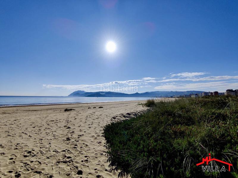 Foto 527daeb1-5a81-4a90-ba04-52847e5d9935. Piso  en venta en centro, 2 dormitorios. en Zona Playa Laredo