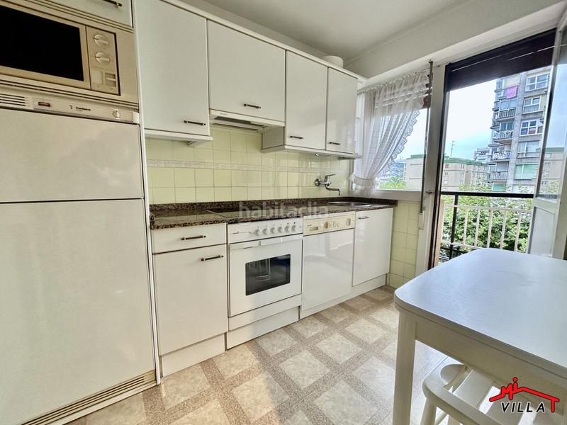 Foto 7ea3368a-e87b-47f6-8f6d-53a3dcc063a5. Piso  en venta en centro, 2 dormitorios. en Zona Playa Laredo