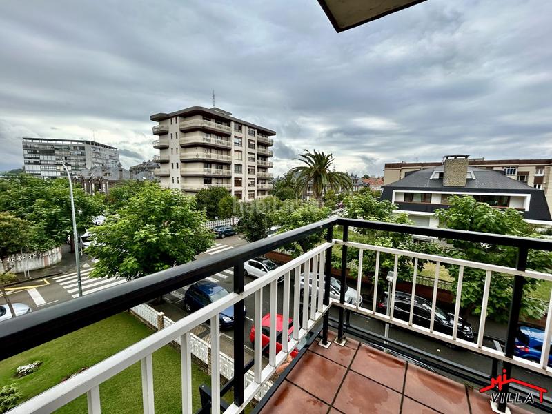 Foto c6c57d46-0590-4cfd-b4de-e3276daa2aa1. Piso  en venta en centro, 2 dormitorios. en Zona Playa Laredo