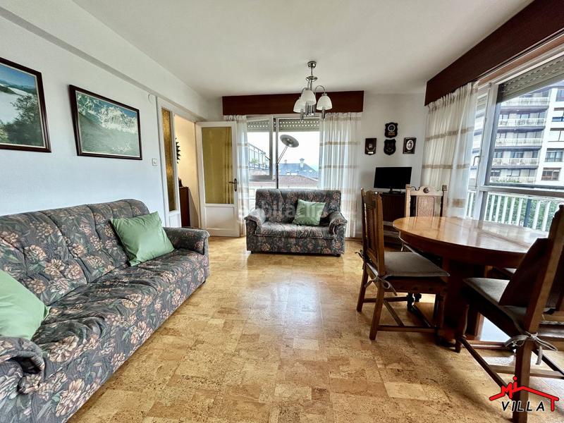 Foto e6ae77a8-36e8-45c9-8b46-ff10605c724e. Piso  en venta en centro, 2 dormitorios. en Zona Playa Laredo
