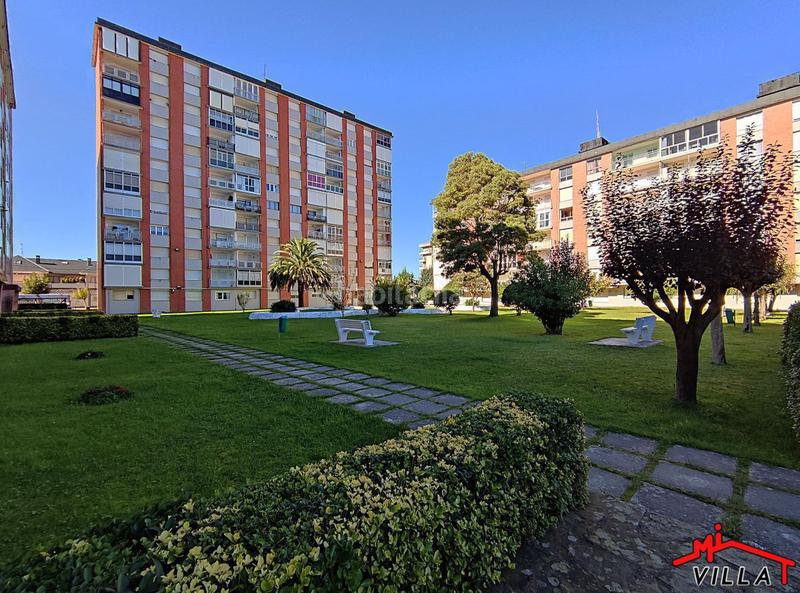Foto a983d4f8-a93c-4e5b-a7a2-d4155a20e186. Planta baixa a Zona Playa Laredo