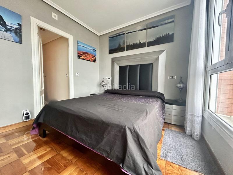 Foto d3d4b53b-8b90-4037-bb87-1ae41593f244. Piso  en venta en Centro, 2 dormitorios. en Centro Laredo