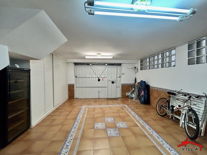 Foto 0a6e8252-1e6c-4c96-8b50-c36ae40378e0. Chalet  en venta en playa, 3 dormitorios. en Laredo
