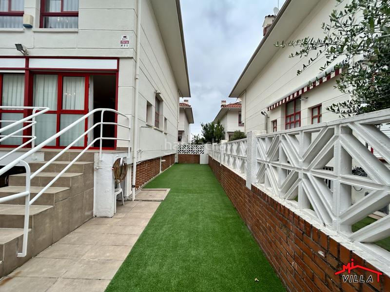 Foto 467c111d-a221-4dec-95a0-773e3e7ab2bd. Chalet  en venta en playa, 3 dormitorios. en Laredo