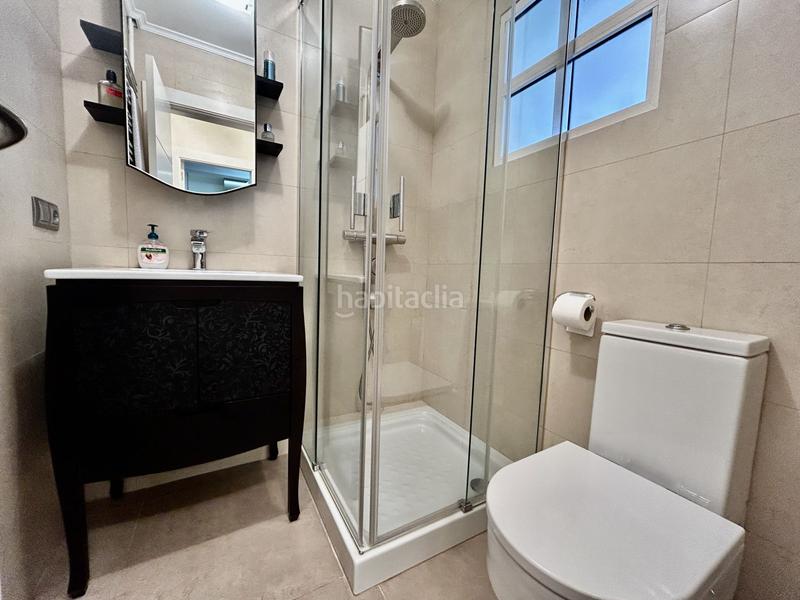 Foto 6562f033-8061-4d58-89c9-97d1248b8f38. Chalet  en venta en playa, 3 dormitorios. en Laredo
