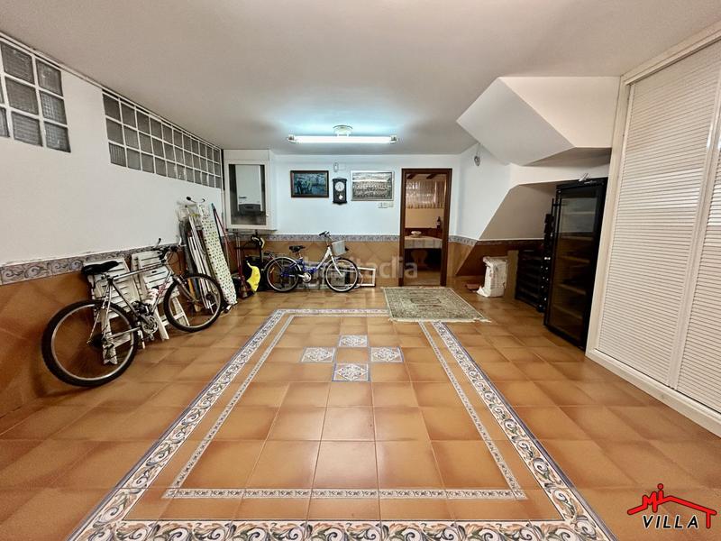 Foto c660bc13-c7c9-48c4-845d-b9b4eda4b265. Chalet  en venta en playa, 3 dormitorios. en Laredo
