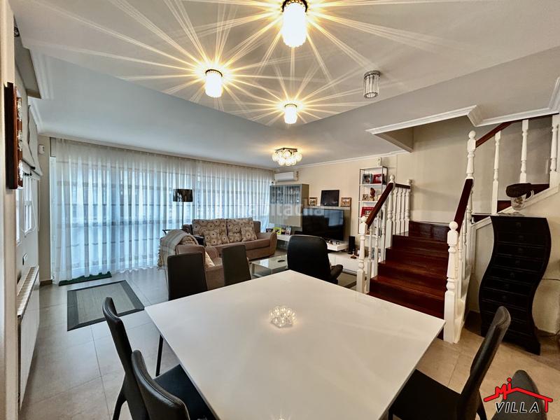 Foto ce8871de-542b-48bf-9772-6ca43b64ff80. Chalet  en venta en playa, 3 dormitorios. en Laredo