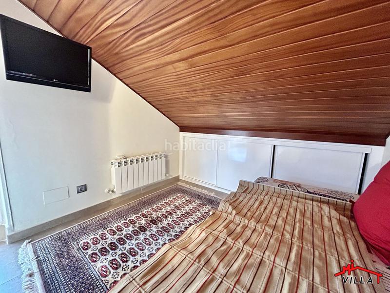 Foto fbd22375-68b5-4e8a-8a39-2fe356022c80. Chalet  en venta en playa, 3 dormitorios. en Laredo