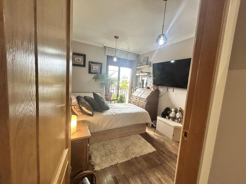 Foto 9a8c6ff3-dec9-4fc9-8c38-468d21a5b244. Pis amb calefacció aparcament piscina a Bárcena de Cicero