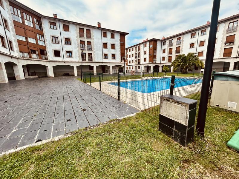 Foto c68a4f3d-a37e-4820-9efb-078cd53ab646. Pis amb calefacció aparcament piscina a Bárcena de Cicero