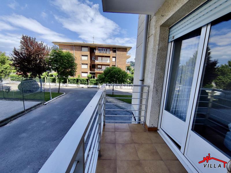 Foto 01168e94-8a2c-40a8-a80a-9041488aad2b. Pis amb aparcament a Zona Playa Laredo