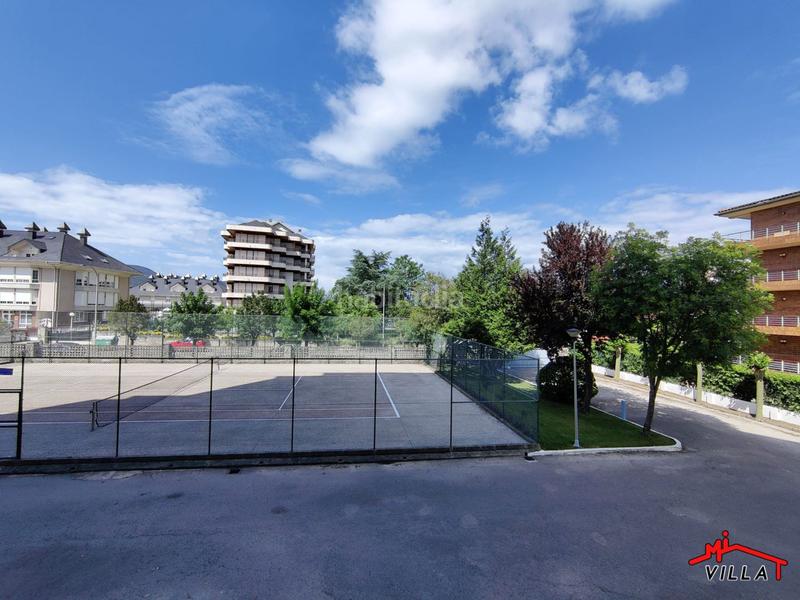 Foto 625a0207-018c-4a65-b4ff-c804281a8e96. Pis amb aparcament a Zona Playa Laredo