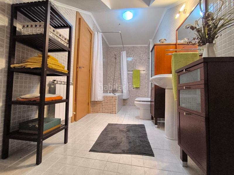 Foto 06e41976-61a2-42c1-9f0c-bc3fd13a09be. Xalet amb calefacció aparcament a Argoños