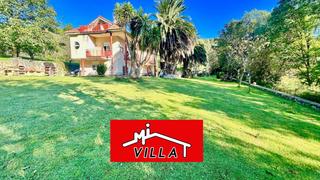 Chalet à Voto. Chalet individual en venta en voto, 4 dormitorios.
