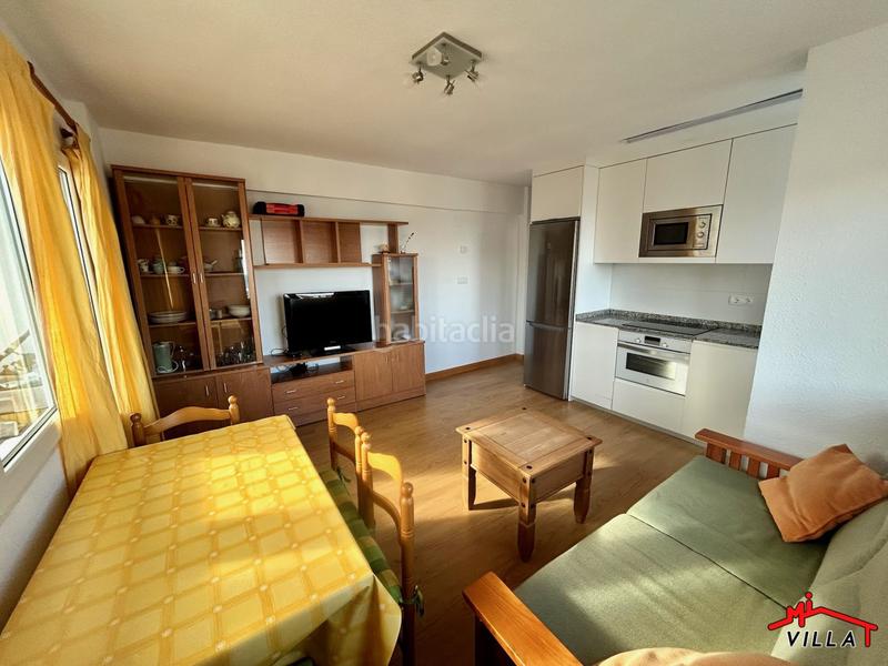 Foto d43109bd-385d-4701-8b4f-00779a5d4016. Pis amb calefacció a Zona Playa Laredo