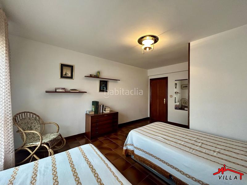 Foto 469435c7-b59d-493d-a153-de4297a830e2. Pis a Zona Playa Laredo