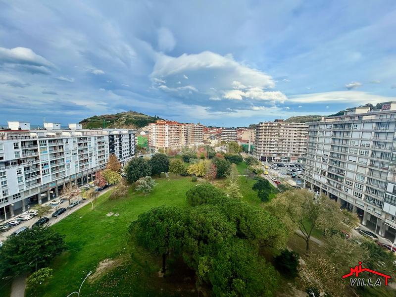 Foto 4152c3e9-ddce-433b-9607-3ceff9140fc7. Piso  en venta en Centro, 3 dormitorios. en Centro Laredo