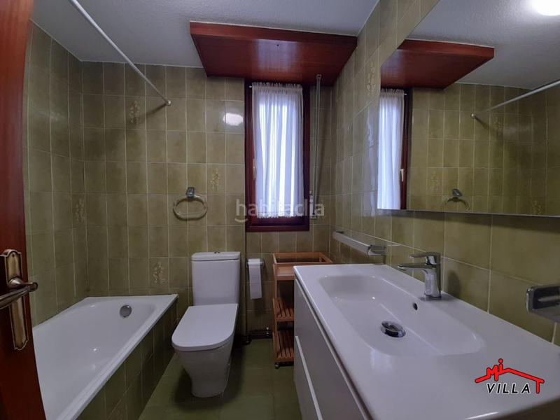 Foto 0fba7b1d-20fb-4f0a-9023-e61521728cb4. Lloguer pis amb calefacció aparcament a Zona Playa Laredo