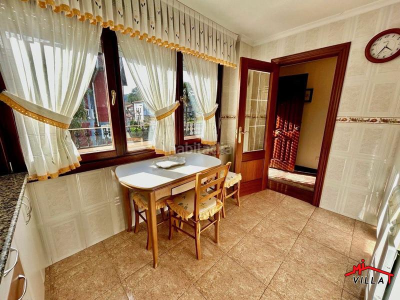 Foto 385732b4-a7e4-466e-ac57-41c722b99b18. Maison jumelée avec chauffage parking dans Solórzano