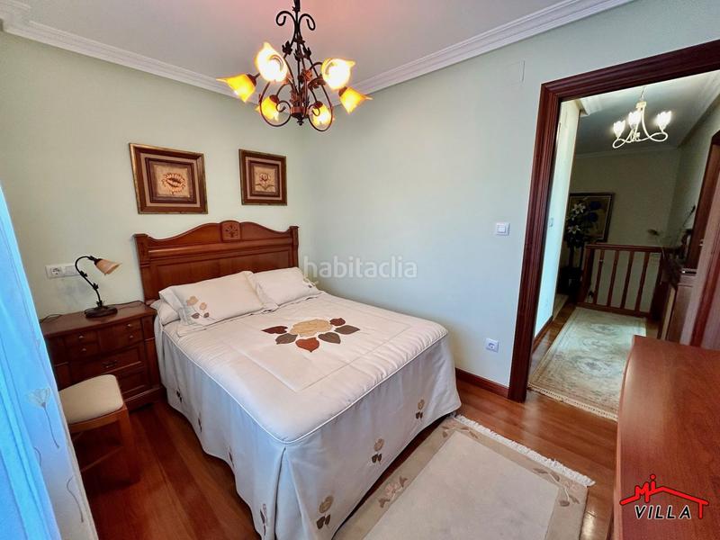 Foto f4108125-9f02-4c61-8b4e-f70eefd2563f. Maison jumelée avec chauffage parking dans Solórzano