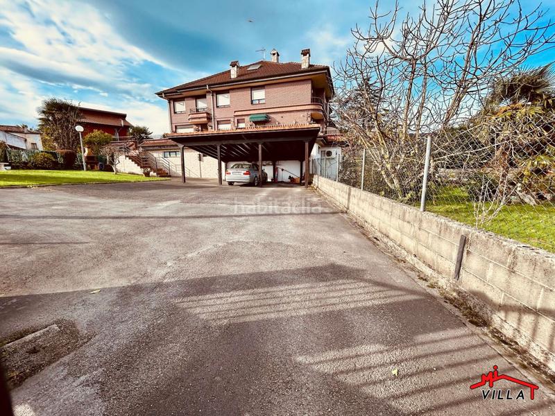 Foto fa958b32-0c02-43f4-9a1e-6572fdf86da1. Maison jumelée avec chauffage parking dans Solórzano