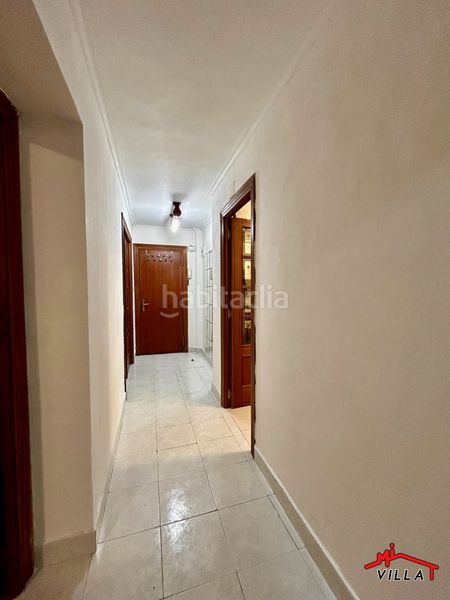 Foto aa330819-bb28-46bc-bec8-6e67a47841e4. Pis amb aparcament a Zona Playa Laredo